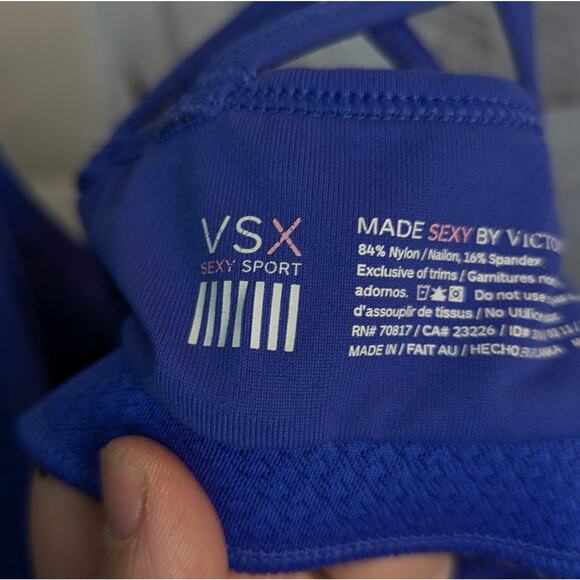 Victoria’s Secret Sport Blue Strappy Stretch Active Tank Top - Picture 6 of 7
